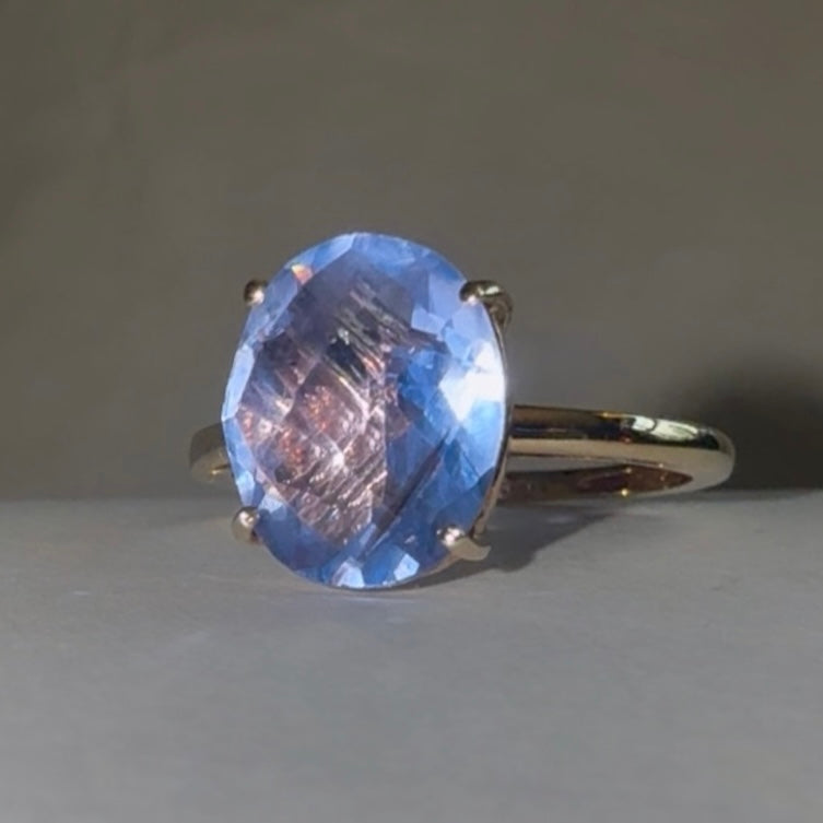 Vintage 9ct Gold Oval Blue Fluorite Ring