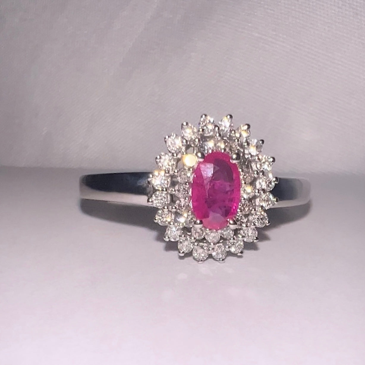 Vintage 9ct gold Diamond & Ruby ring image 5