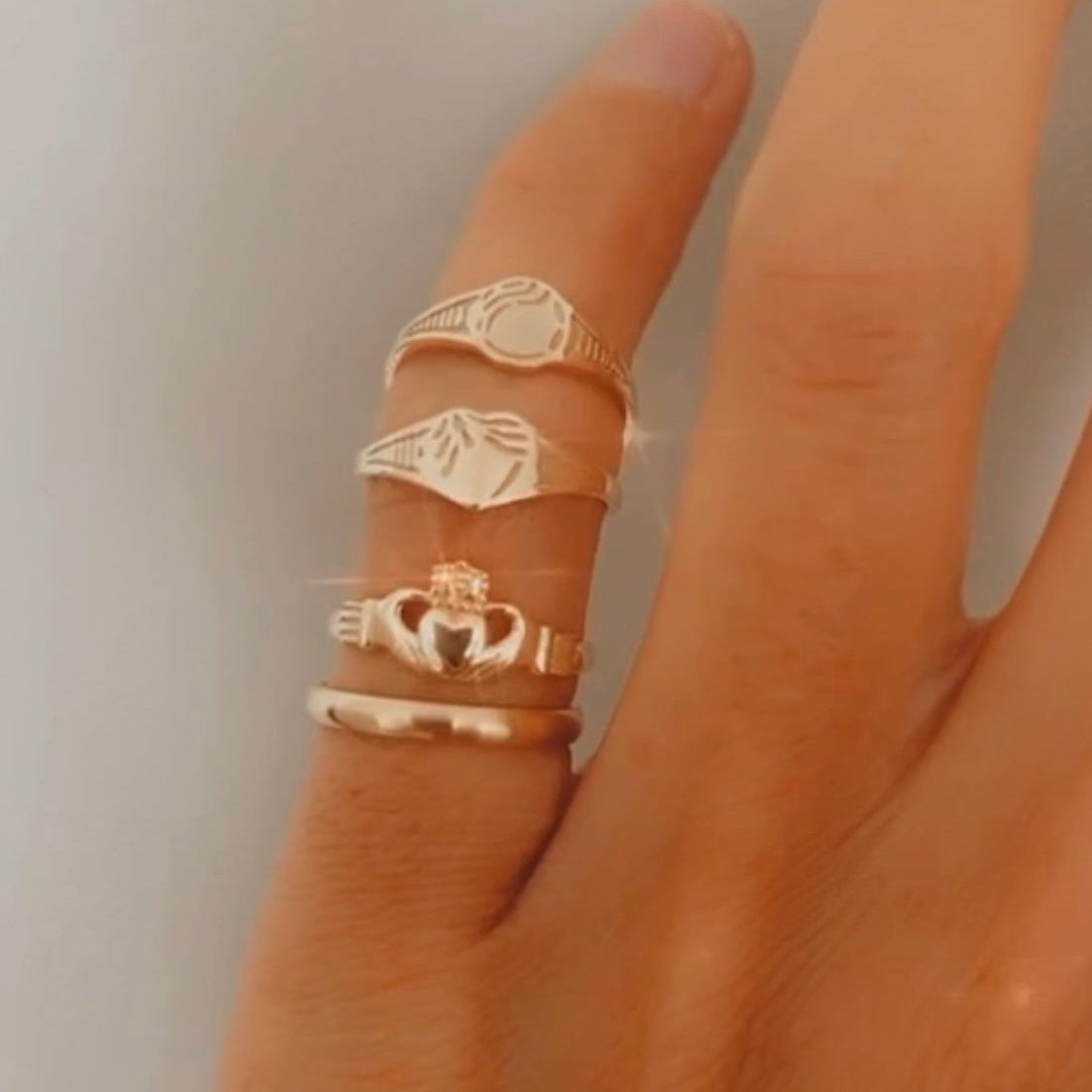 Oval signet pinky ring image 2