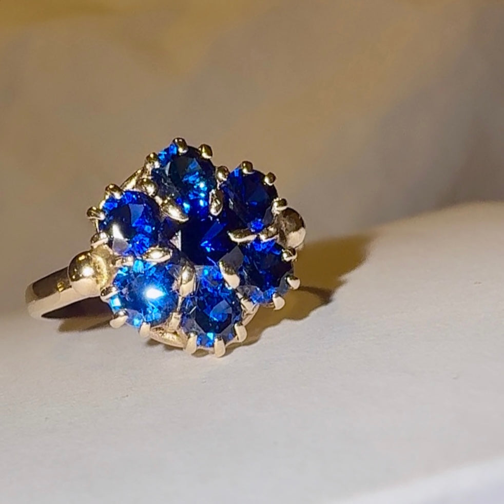 Vintage 9ct Gold Kyanite Cluster Ring