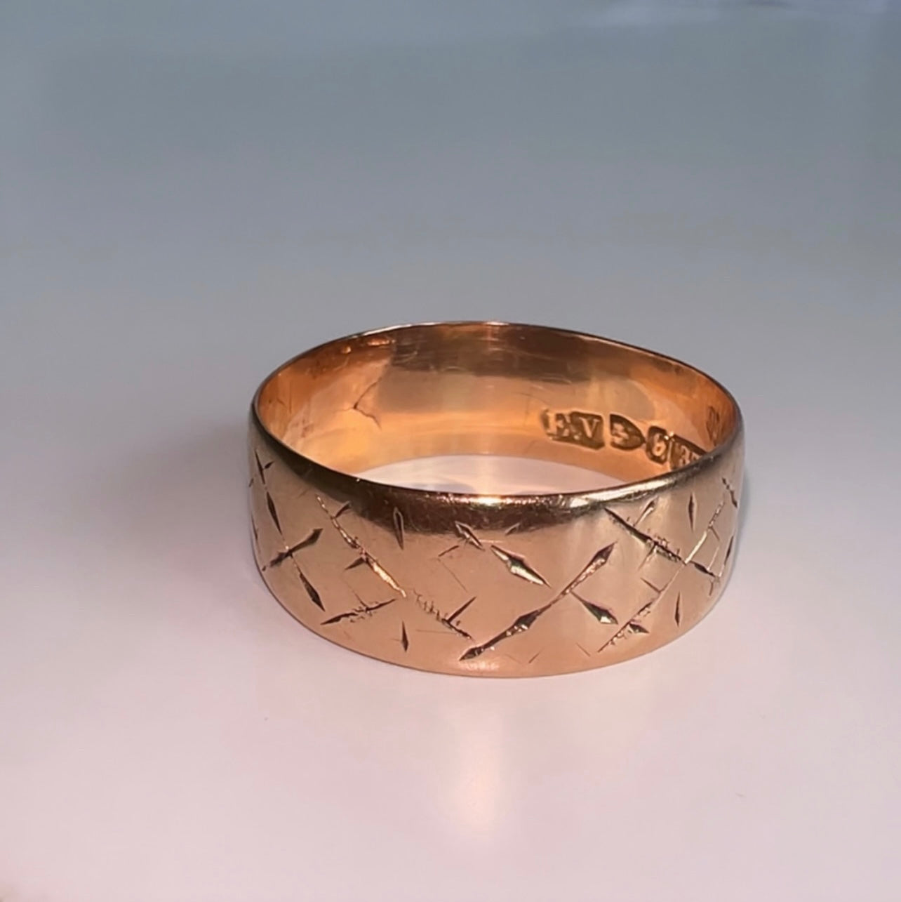 Antique 9ct Rose Gold Patterned Cigar band image 0