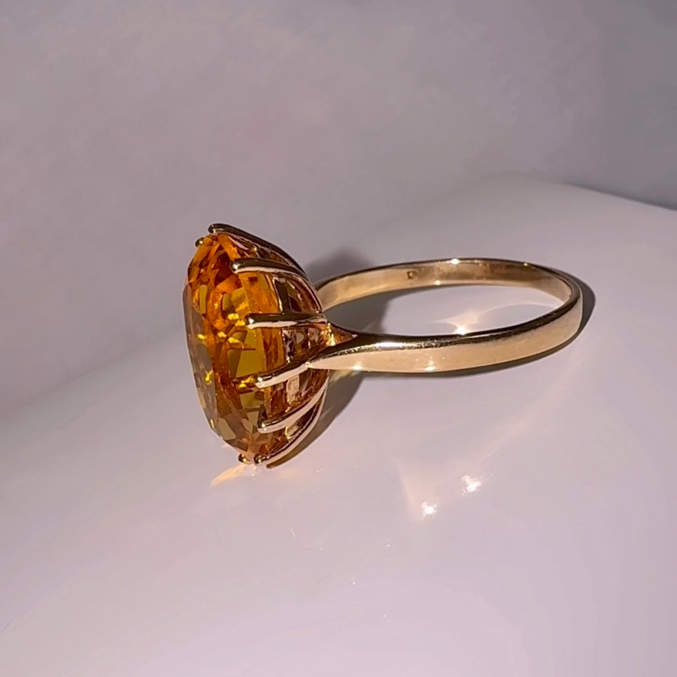 Vintage 9ct gold Oval Citrine ring image 2