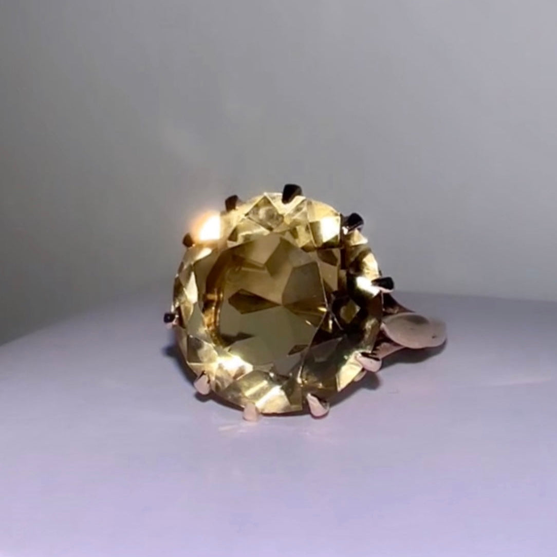 Vintage 9ct gold Citrine ring image 1