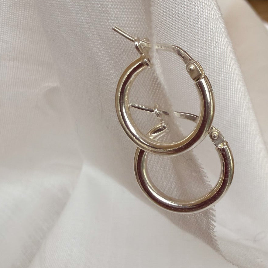 Small Silver Hoops