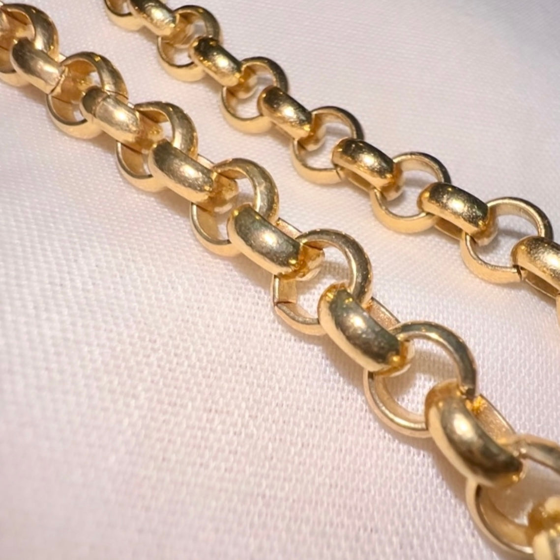 Vintage 18ct gold plated rolo chain image 2