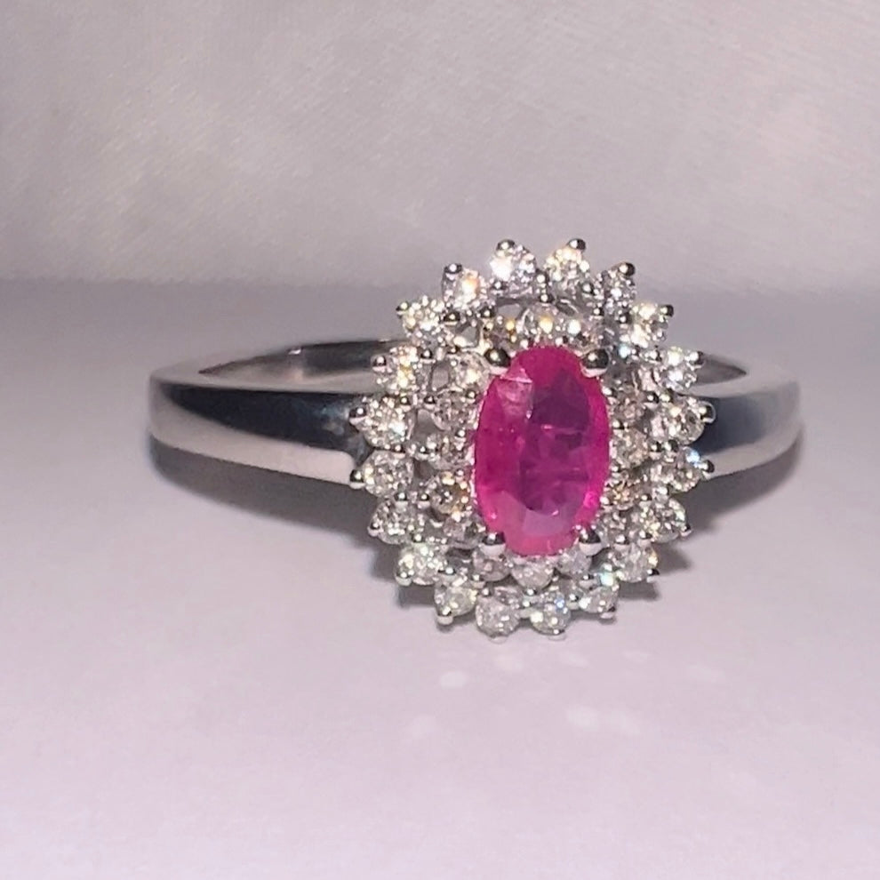 Vintage 9ct gold Diamond & Ruby ring image 9
