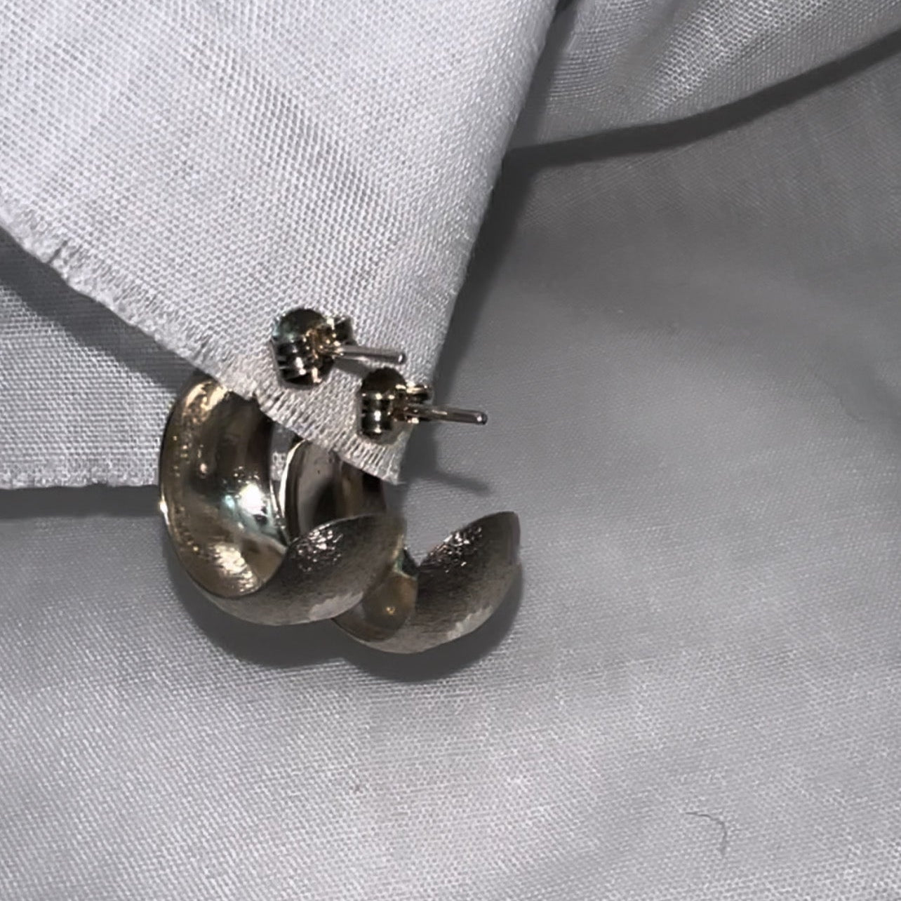 Vintage silver engraved hoops | image 5