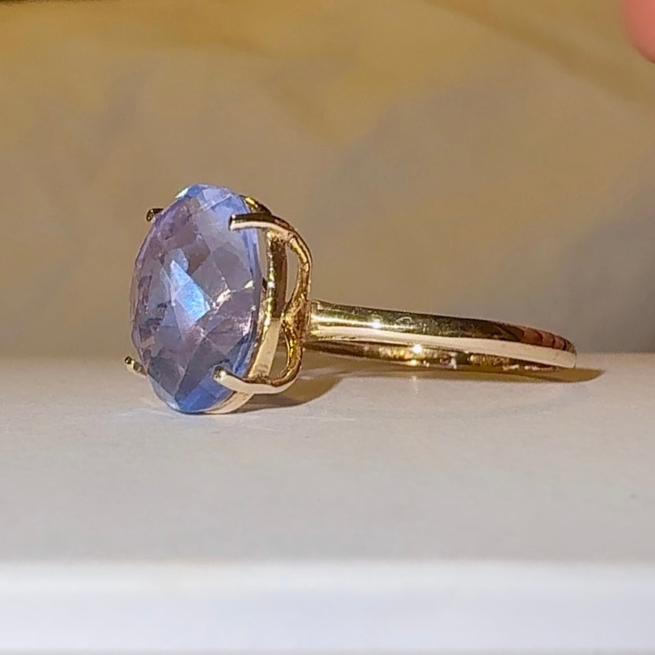 Vintage 9ct Gold Oval Blue Fluorite Ring