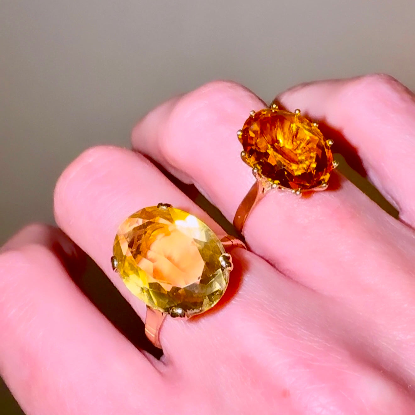 Vintage 9ct gold  Oval Citrine ring image 3