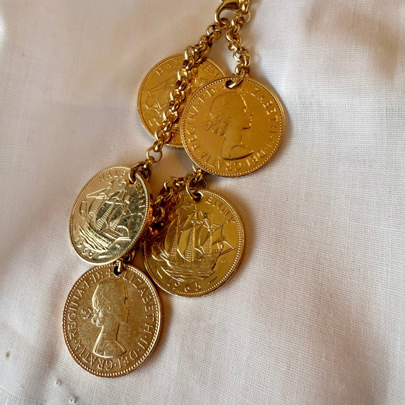 18ct gold Ha’penny coin charm bracelet  image 3