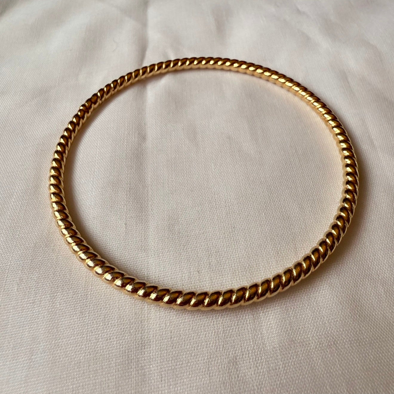 Vintage 18ct Gold Rope Bangle
