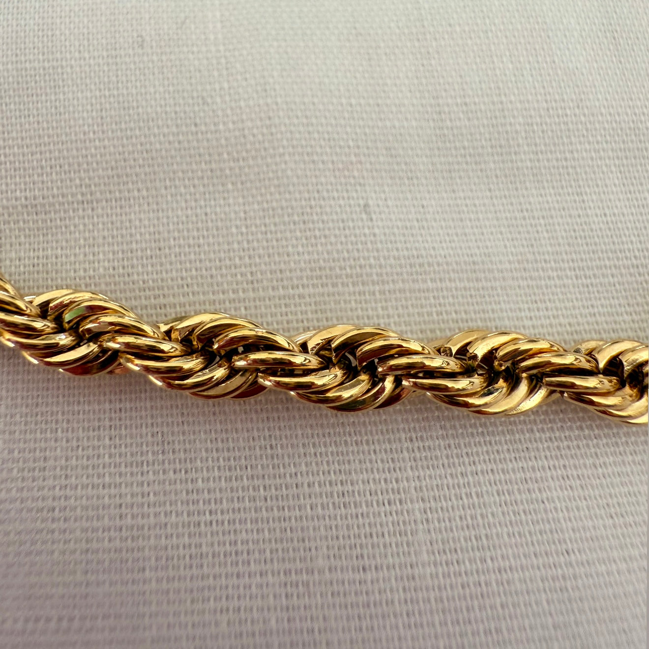 18ct gold plated necklace with tiny heart image 5