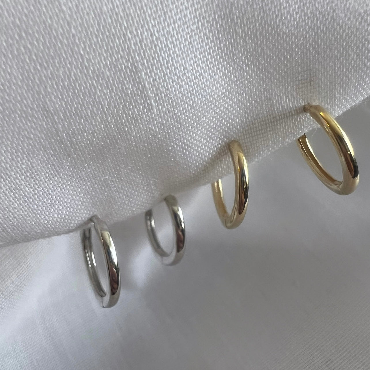 Small 9ct white gold hoops image 4