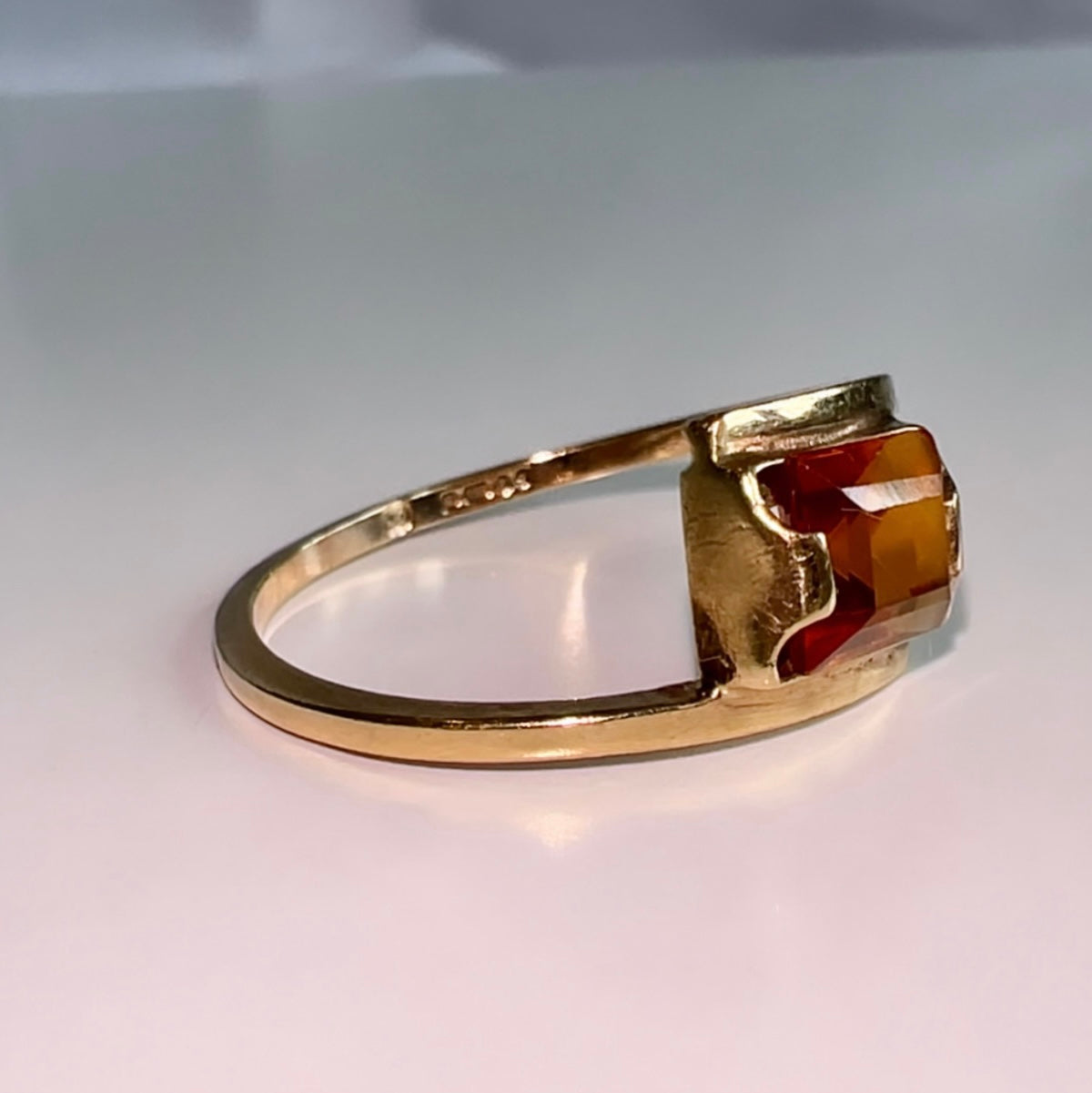 Vintage 9ct Yellow Gold Citrine ring image 4
