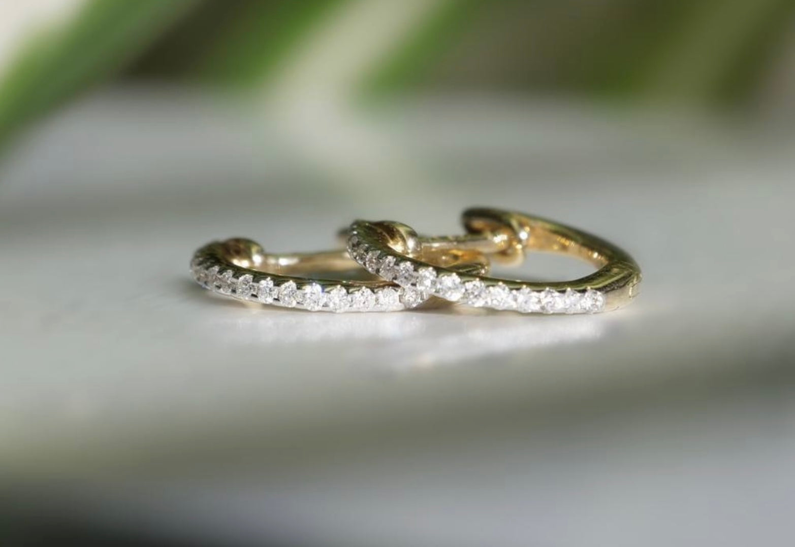 Diamond mini huggies image 1