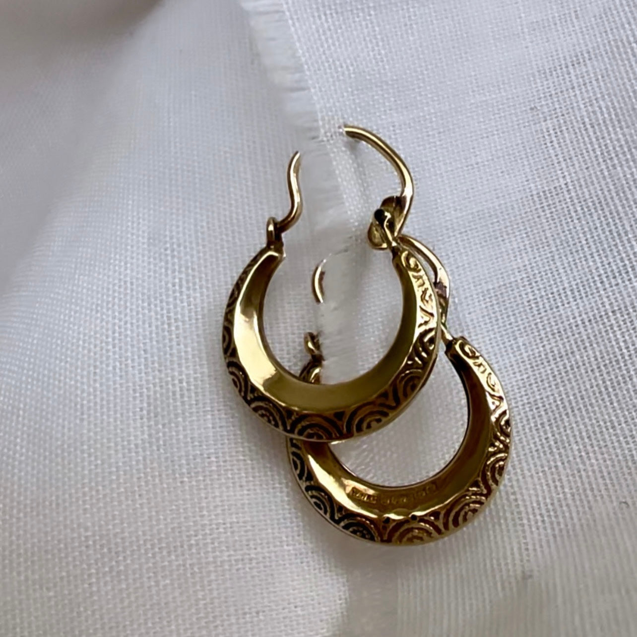 Vintage 9ct gold Creole hoops image 2