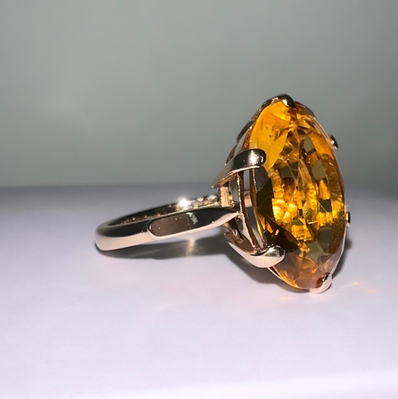 Vintage 9ct Gold Oval Citrine Ring image 1
