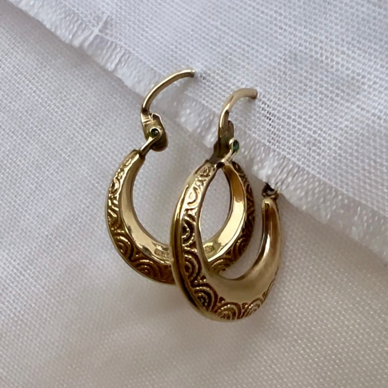 Vintage 9ct gold Creole hoops image 0