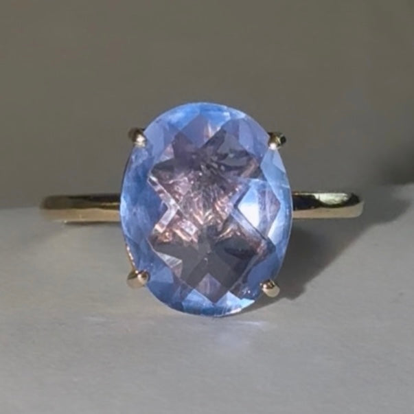 Vintage 9ct Gold Oval Blue Fluorite Ring
