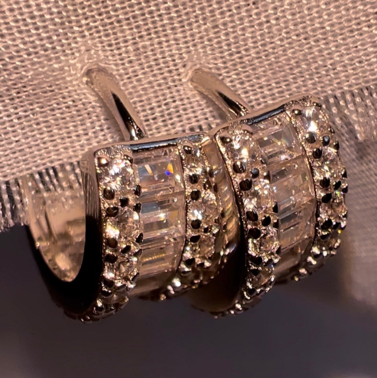 Silver Deco Huggies image 8