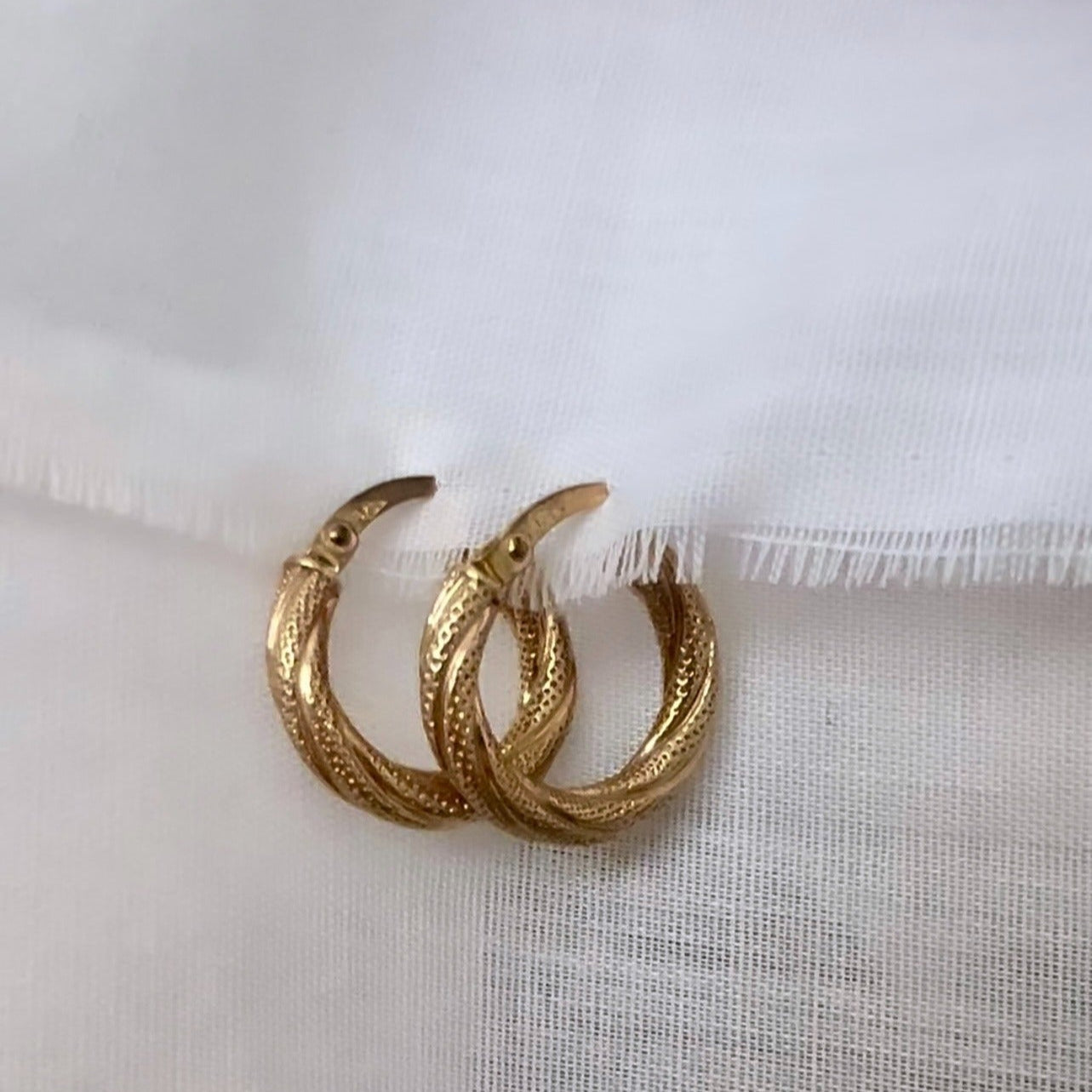 Vintage 9ct gold hoops  image 1