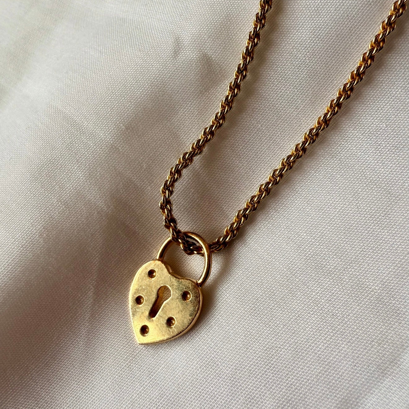 18ct gold plated locket necklace image 4