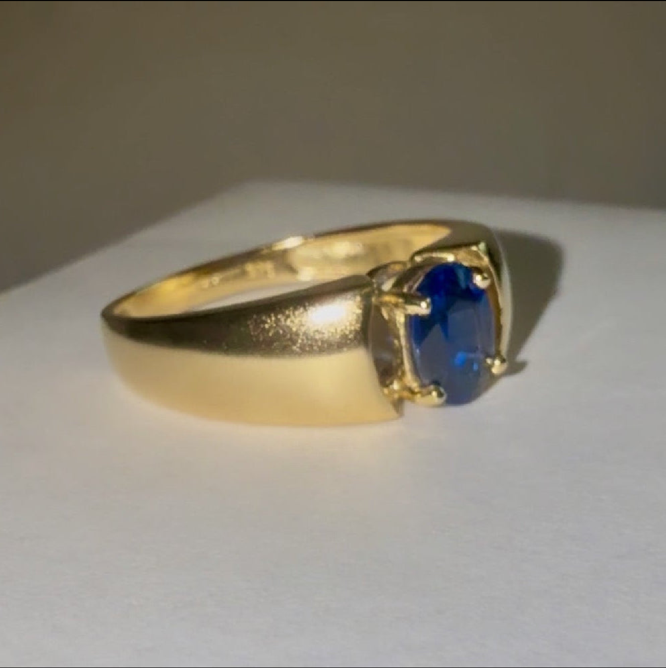 Vintage 9ct Gold Kyanite Ring