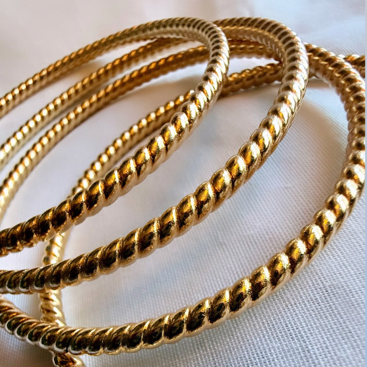 Vintage 18ct Gold Rope Bangle