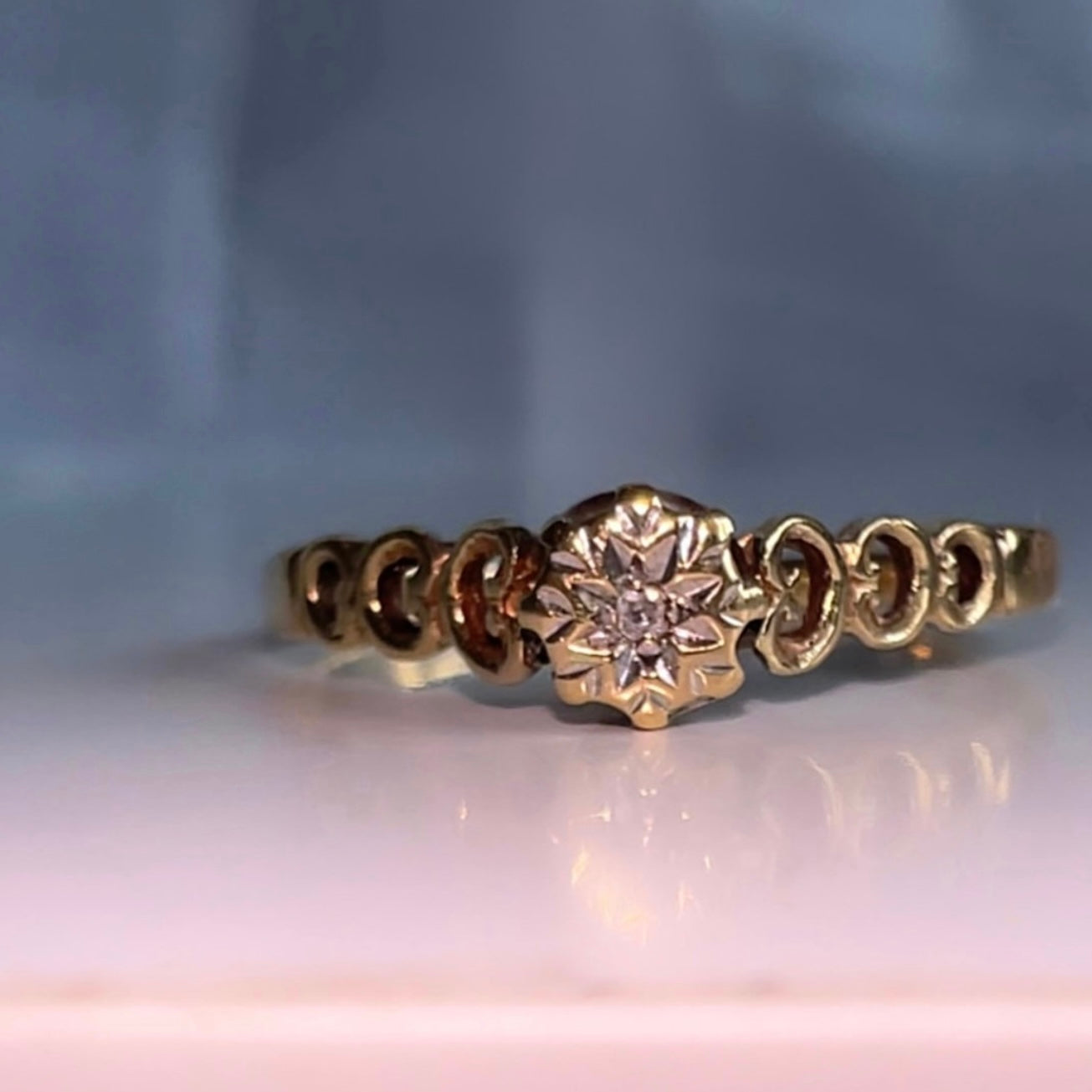 Vintage 9ct gold Solitaire Diamond ring