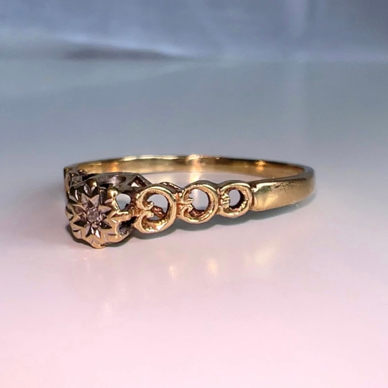 Vintage 9ct gold Solitaire Diamond ring