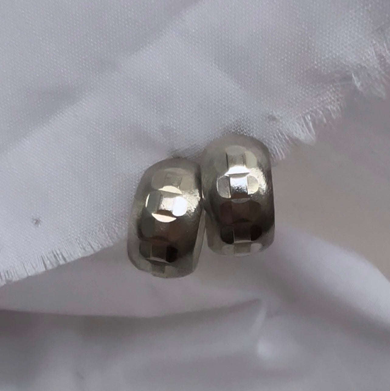 Vintage silver engraved hoops ||| image 0