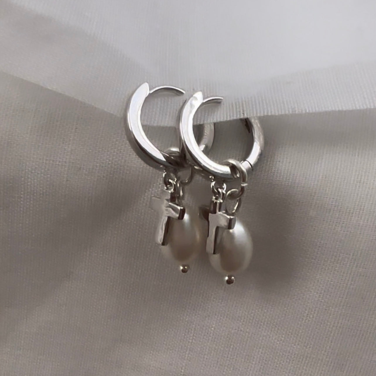 Silver cross huggies image 3