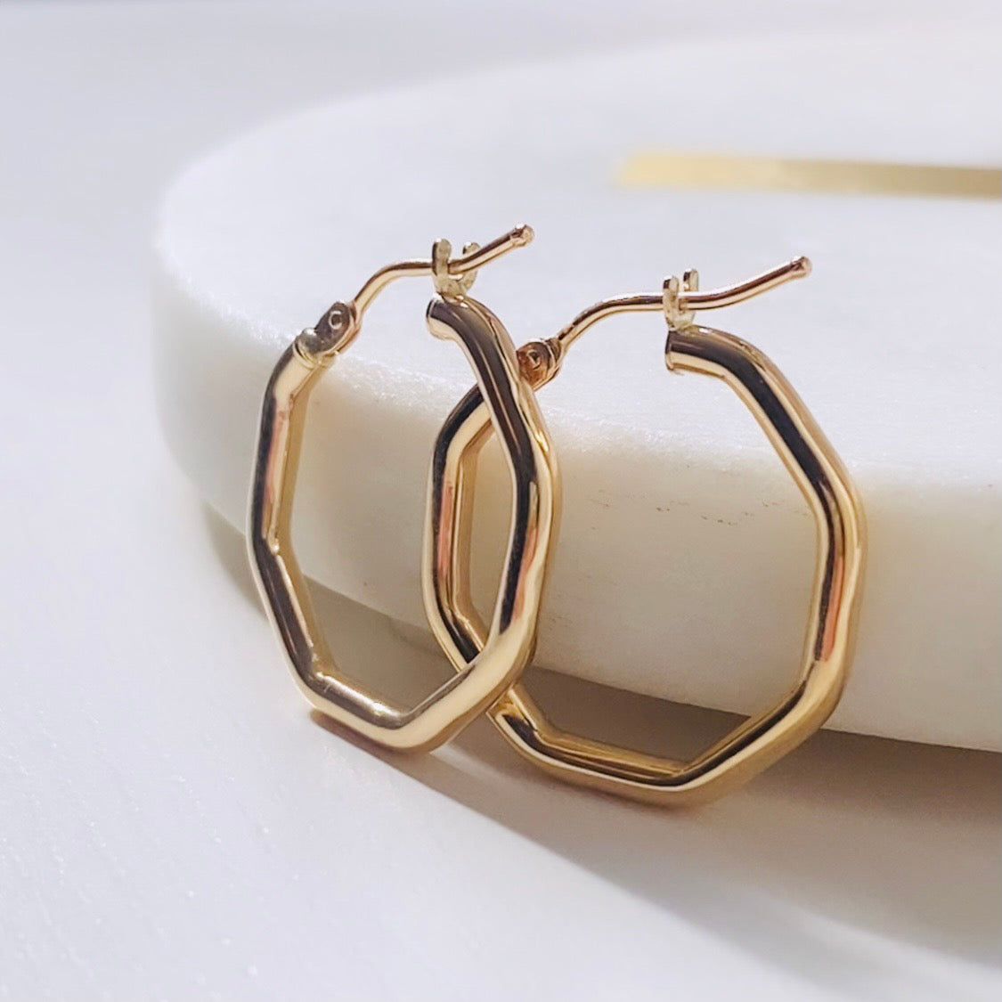 Octagon hoops image 0