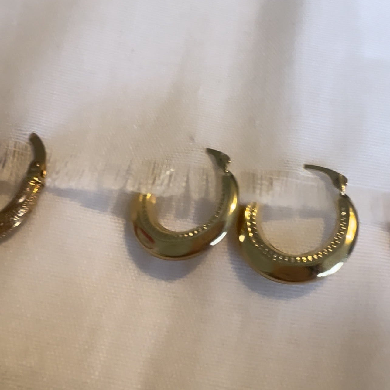 Vintage 9ct gold hoops image 2