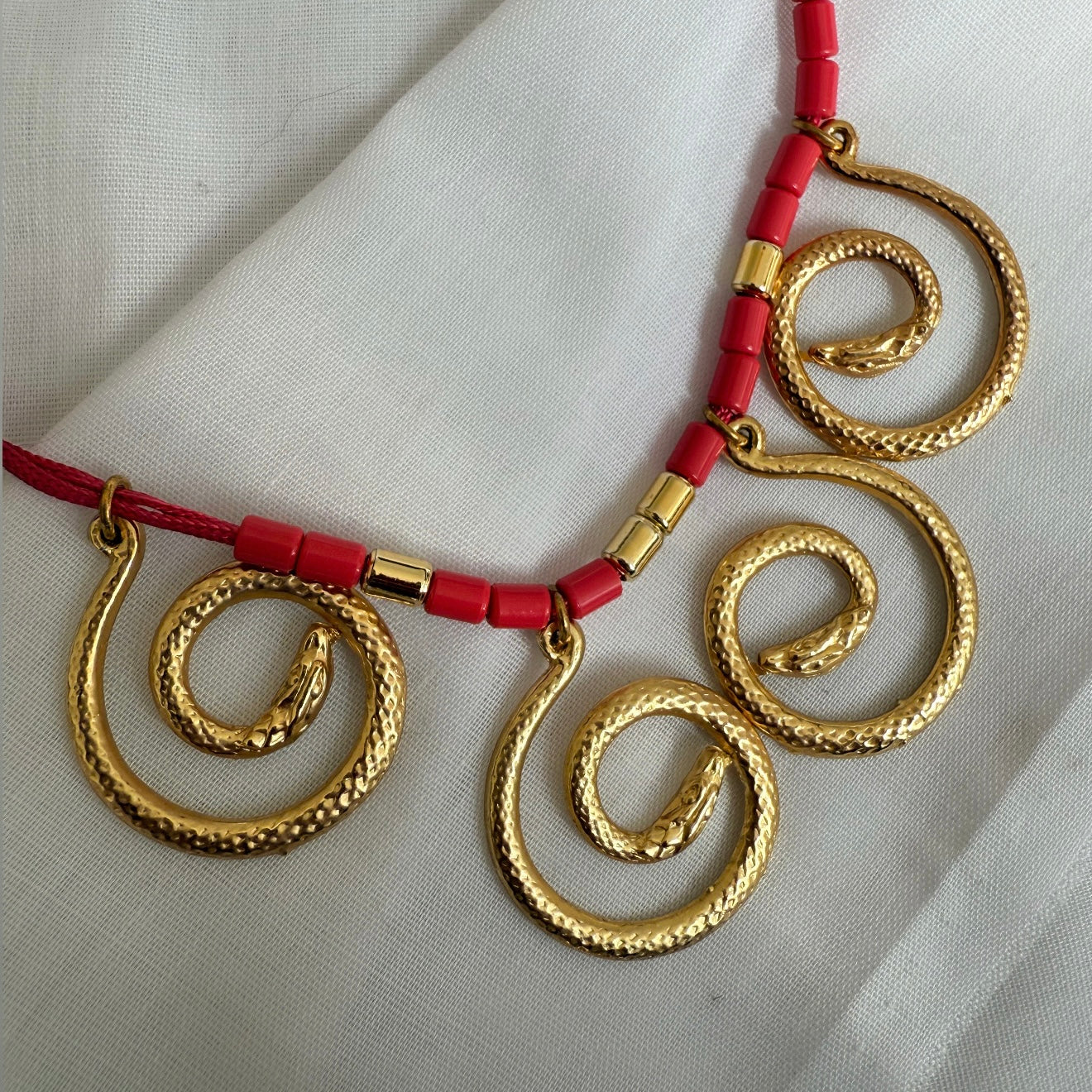 18ct gold Snake charmer   image 5