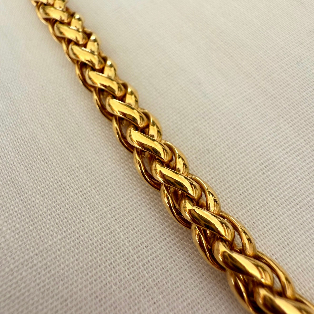 18ct gold plated jumbo bolt ring chain image 1