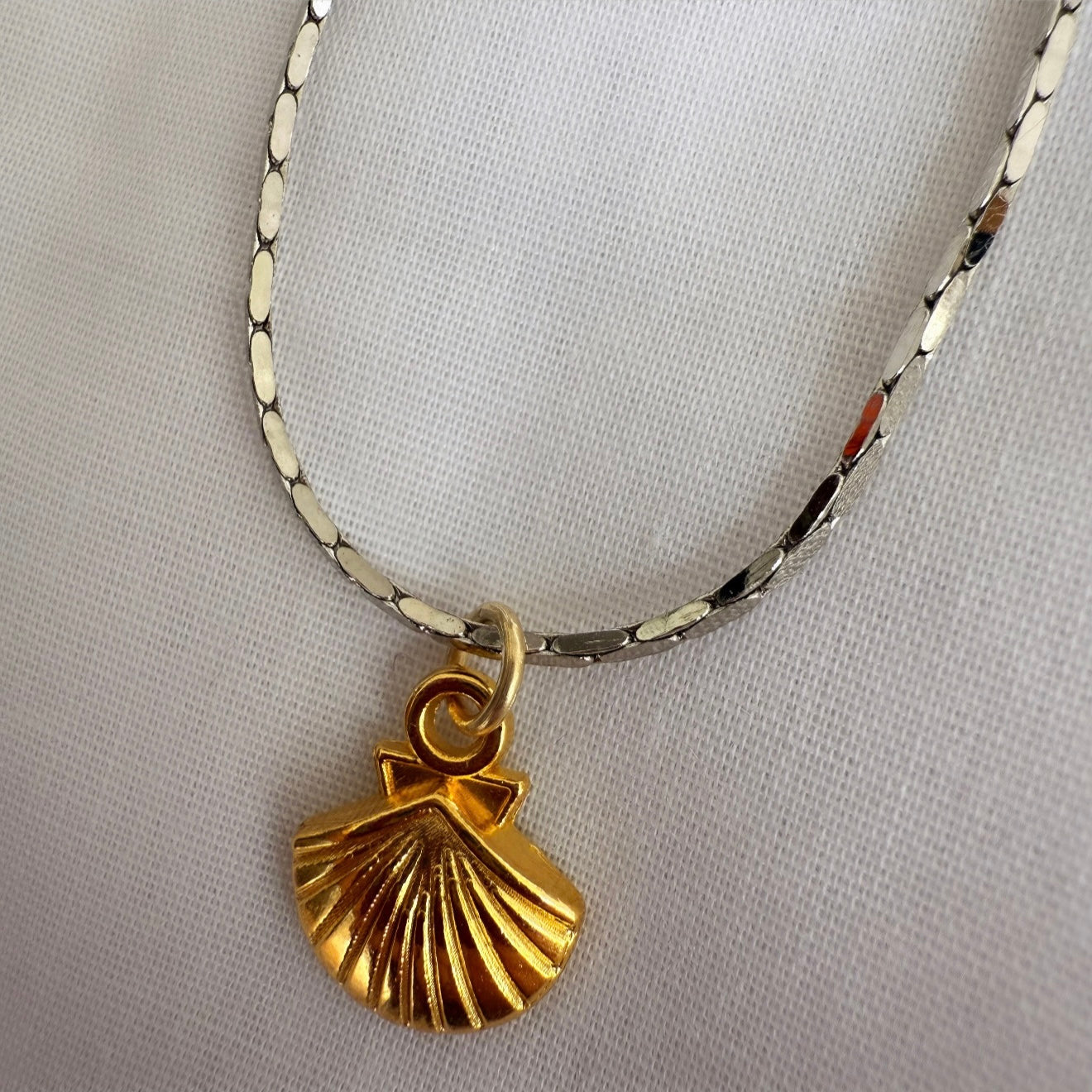 Silver bracelet with gold Seashell image 1