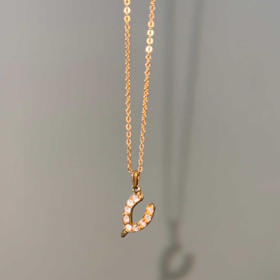 Vintage 18ct gold plated crystal wishbone necklace image 1